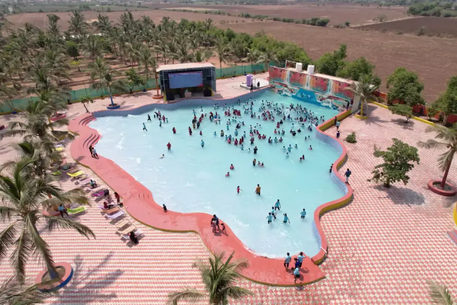 Wave Bay Lagoon